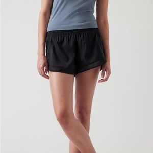 Athleta Mesh Racer Run Short 4”